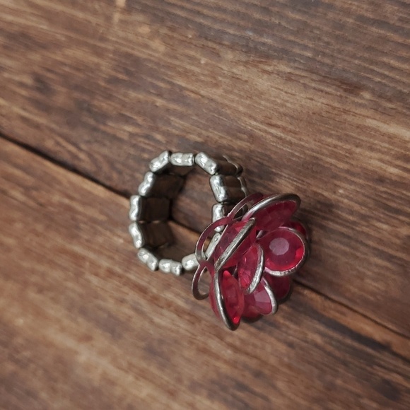 R601 crystallized flower ring stretch adjustable band - Picture 3 of 3
